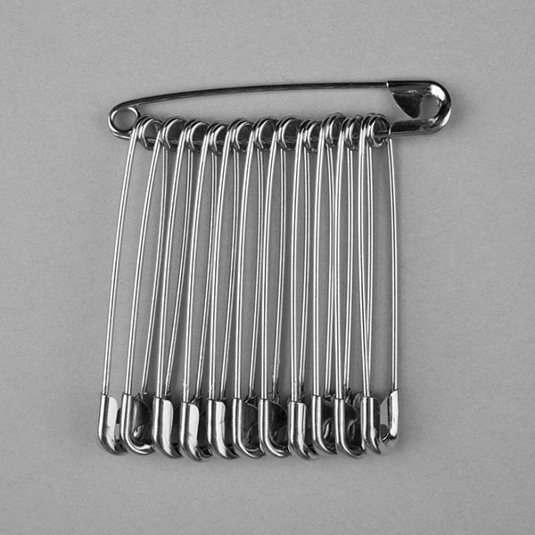M0902-Steel-NP-Safety-Pins-bunched-Size-1-34mm